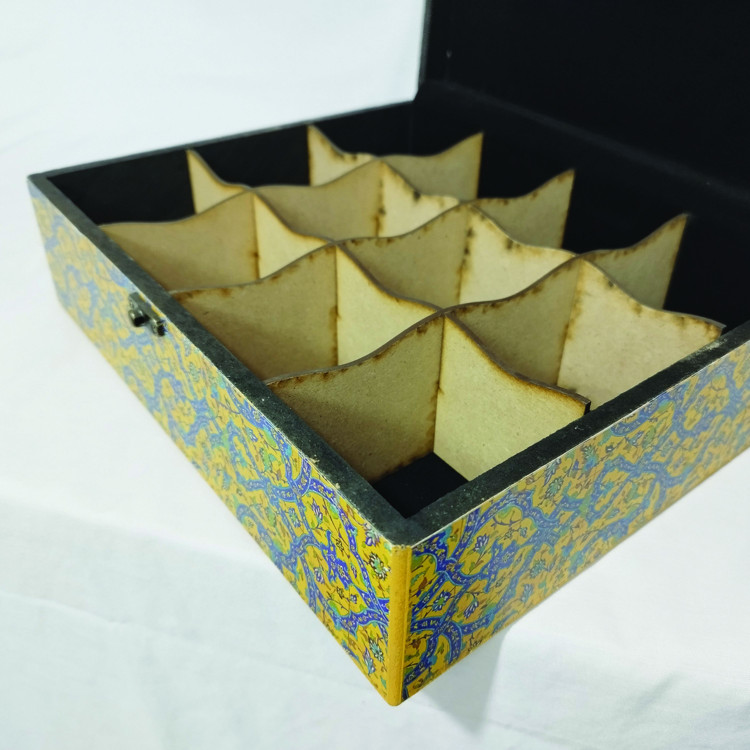 جعبه چوبی دکوپاژ طرح کاشی کاری گل زرد